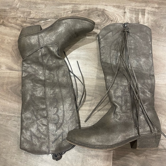 Rampage Shoes - Rampage Telula Metallic Pewter Gray Western Zip Knee Boots - Women's Size 8